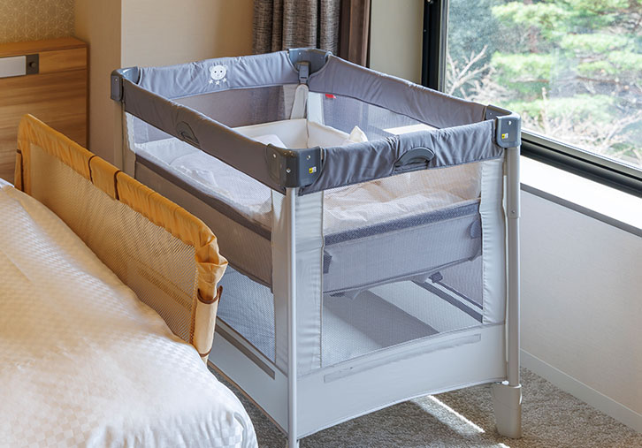 Baby crib (requires a fee)