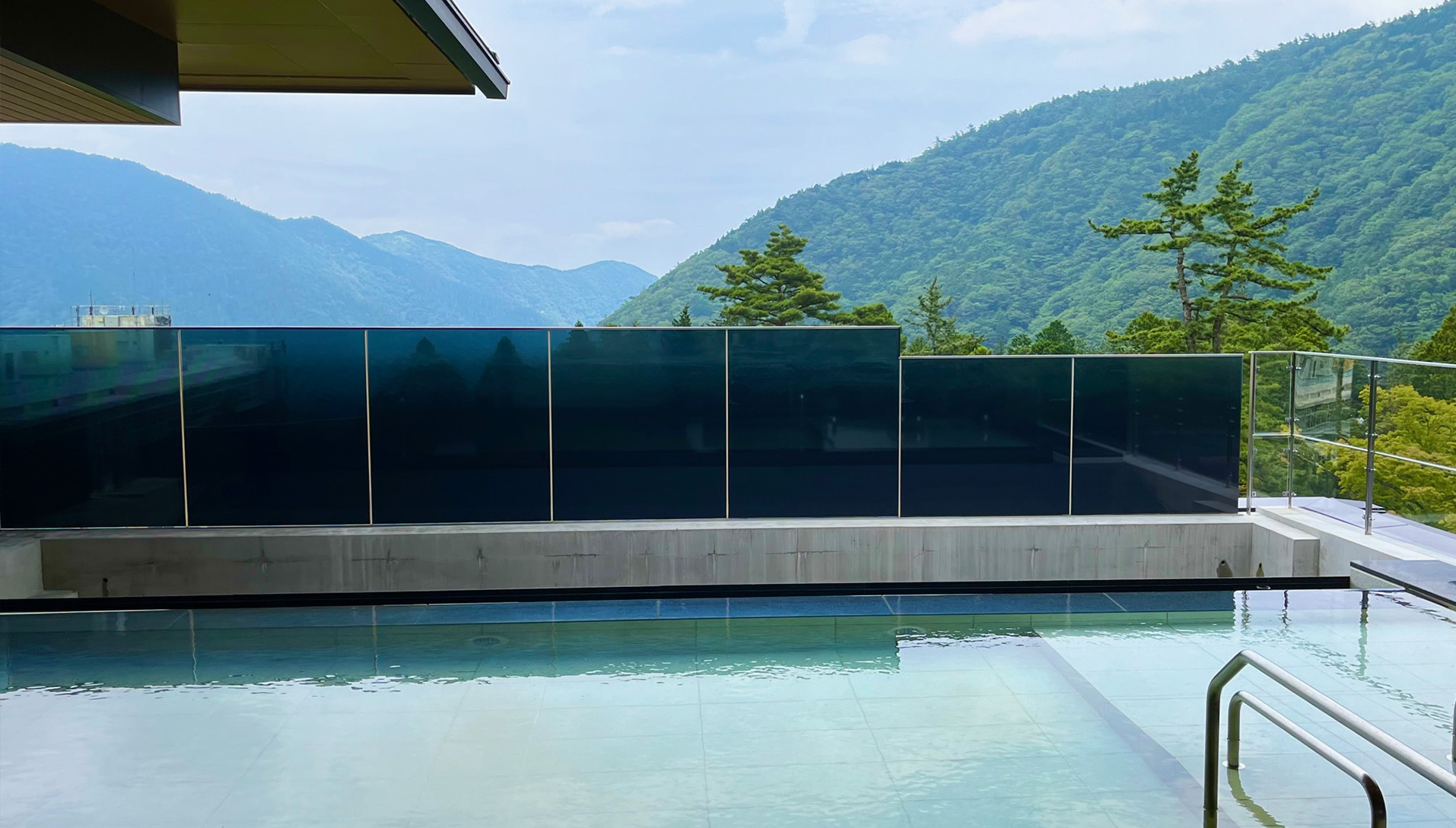 Image of Panoramic Bath with Open-Air Bath